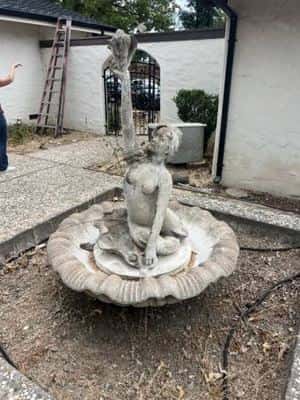 FREE - Mermaid Fountain 1