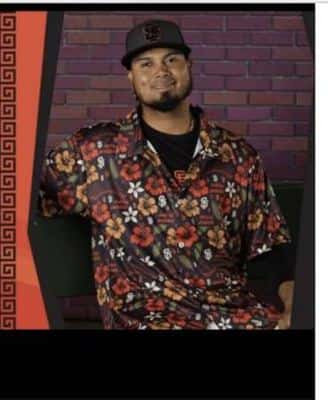 SF Giants Brandon Belt jersey size M for trade for Gigantes Hawaiian 2