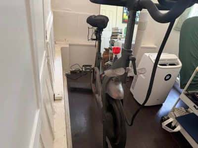 peloton exercise bike 6