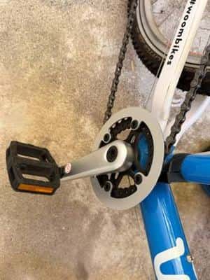 Woom 4 Lightweight 20” Kids Bike – 8 Speed – Blue 4