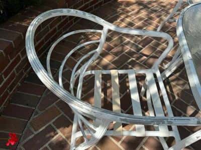 Glass Patio table and 4 chairs 3