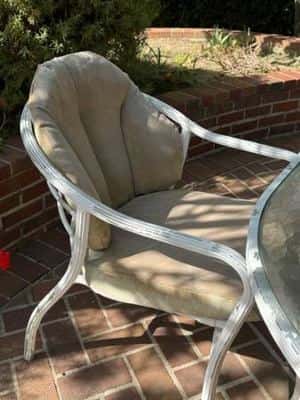 Glass Patio table and 4 chairs 7