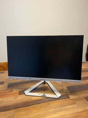 2 computer monitors 1