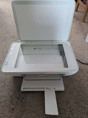 Free printer (HP Deskjet 2752e) 1