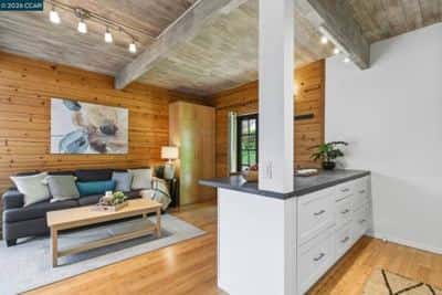 Adorable, cute cottage nestled in the Redwoods above the UC Berkley Ca 5