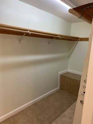 Looking for responsible roommate/ Big Brother type person 7
