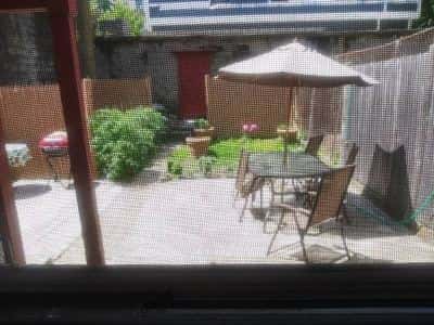 2 Bedroom Great location! 7