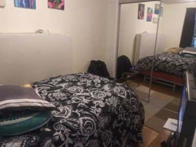 2 Bedroom Great location! 5