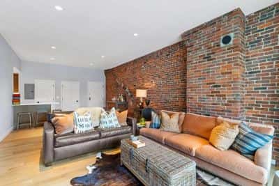 Boston Waterfront Condo with Great Amenities 6