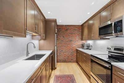 Boston Waterfront Condo with Great Amenities 3