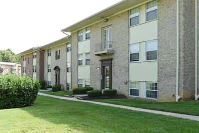 Vibrant Living Meets Cozy Retreats: Your Next Home Awaits Here! 5