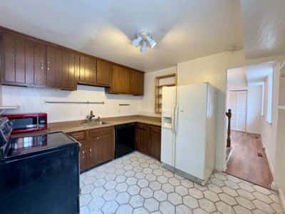 Charming 2 Bedroom/1 Bathroom Townhome in Baltimore, MD! 7