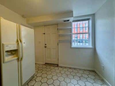 Charming 2 Bedroom/1 Bathroom Townhome in Baltimore, MD! 8