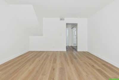 Virtual Tour | 2 Bedroom TH in West Los Angeles | SS Appliances 7