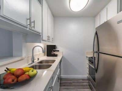 Assigned Parking - Carport/Garage/Open Space, Stove/Oven, Cable Ready 4