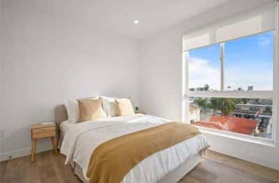 Window Coverings, Elevator, Microwave 8
