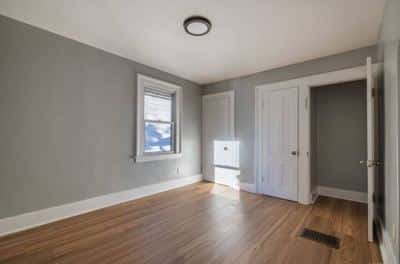FURNISHED 3 BEDROOM ALL UTILITES INCLUDED! 5
