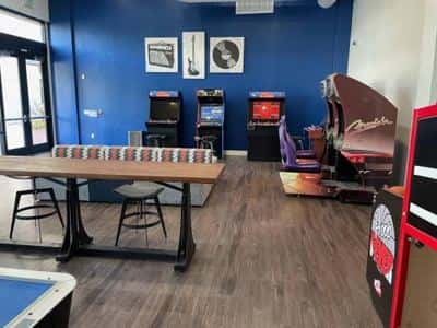 TMLP 14-mo. | Must-See 2 BR/2 BA-Modern Kitchens, Bike Shop, Bark Park 5