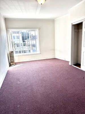 Centrally-located Berkeley studio in clean secure building. All utilit 1