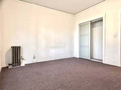 Garden view  Berkeley studio in clean secure building. All utilities i 2
