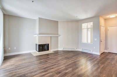 No Stairs!!! Wood Laminate Floors!!! Spacious Cedar!!!! 6