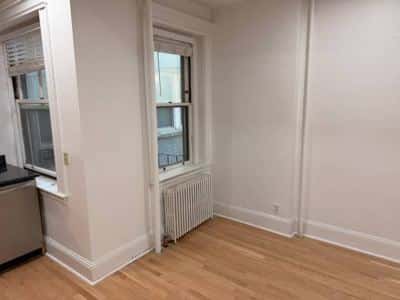 Large one bedroom Condo in Brookline. Heat/HW included. Avail Now 6