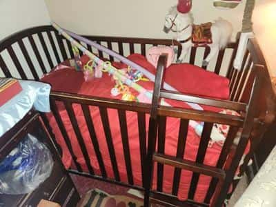 FREE – Numerous Sherman Oaks Apartment Contents 7