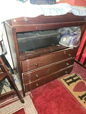 FREE – Numerous Sherman Oaks Apartment Contents 6
