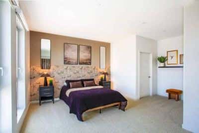 Wood-Style Plank Flooring, 1 Bed, Situated in Los Angeles! 3