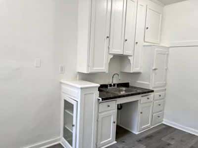 MOVE-IN SPECIAL! Beautiful  Remodeled NY Style Studio! OPEN HOUSE 3