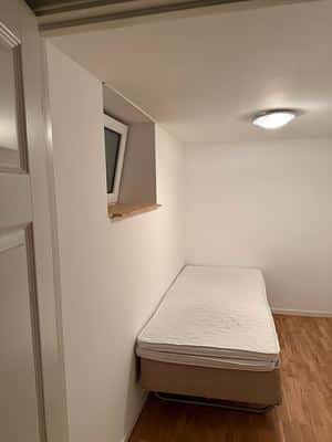 Rom i pen sokkelleilighet på Grefsen 1