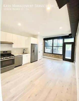 Sublet in Logan Square 1