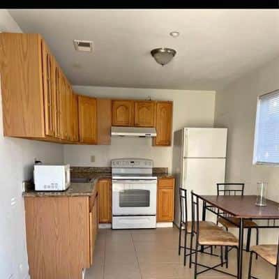 2 Beds 2 Baths - House 1