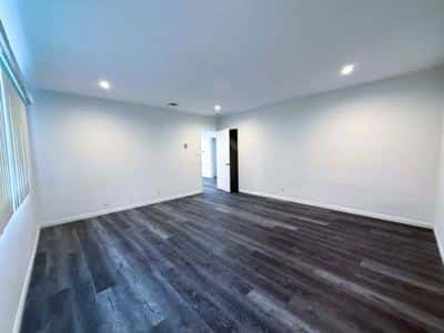 3 Beds 2 Baths - Apartment 3