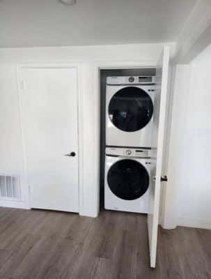 Private room for rent 2