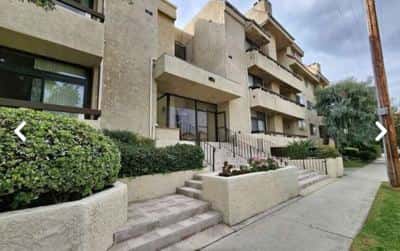 2 Beds 3 Baths - Apartment 1