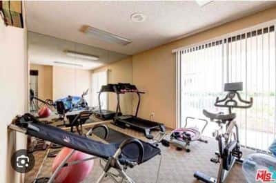 2 Beds 3 Baths - Apartment 4
