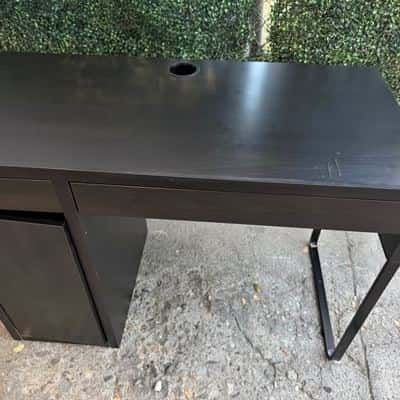 Black ikea desk 1