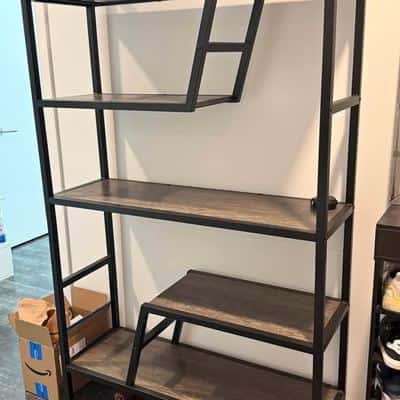 Extra living room or bedroom furniture 1
