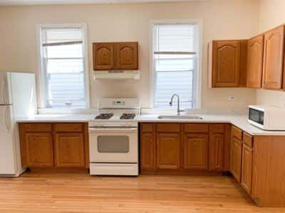 2 BR for rent — 3111 N Southport Ave APT 2, Chicago 5