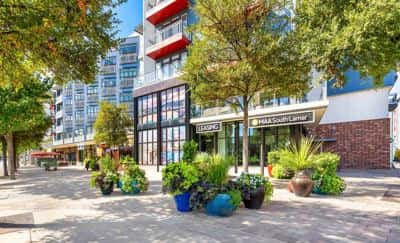Studio for rent — 1500 S Lamar Blvd, Austin 8