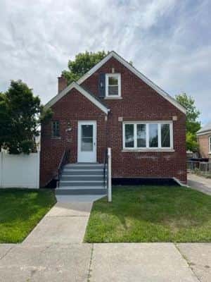 4 BR for rent — 6934 S Karlov Ave, Chicago 1