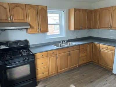 4 BR for rent — 6934 S Karlov Ave, Chicago 8