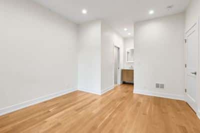 2 BR for rent — 1246 W Bryn Mawr Ave, Chicago 8