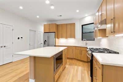 2 BR for rent — 1246 W Bryn Mawr Ave, Chicago 7