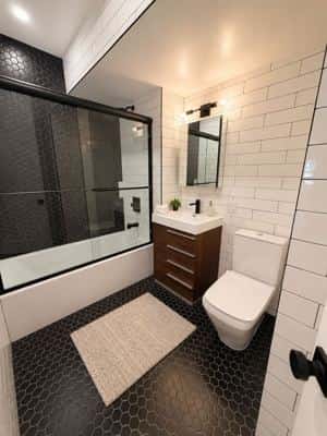 2 BR for rent — 595 Metropolitan Ave, Brooklyn 2