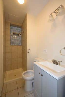 1 BR for rent — 3038 S Canal St #1BF, Chicago 8