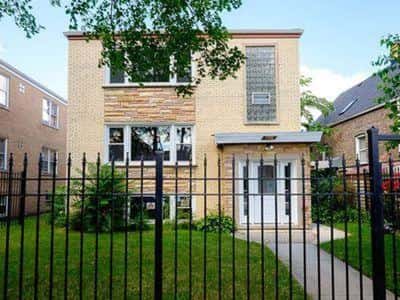 3 BR for rent — 2910 W Touhy Ave APT 1, Chicago 1