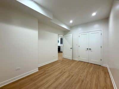2 BR for rent — 3014 W Fullerton Ave #B, Chicago 8