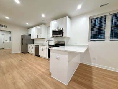 2 BR for rent — 3014 W Fullerton Ave #B, Chicago 4